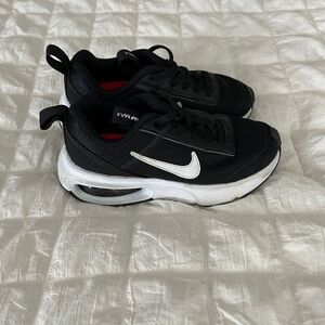 Nike Airmax boys size 12